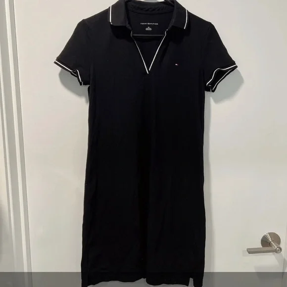 tommy hilfiger polo shirt dress Zip Midi finished with the distinctive TH logo Tommy Hilfiger | Dresses |